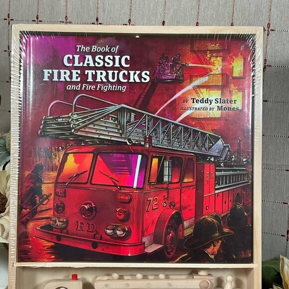 Classic Fire Truck & Firefighting Wooden Toy & Book Gift Set New - Picture 4 of 6